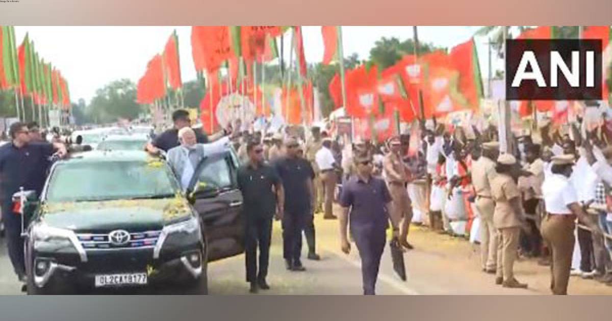 PM Modi holds roadshow in Rameswaram, people shower flower petals at his cavalcade